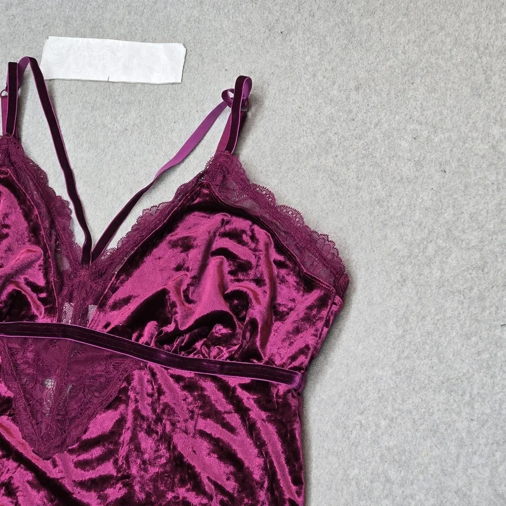 Torrid Women Sleepwear 4X Purple Lace Strappy Velvet Adjustable